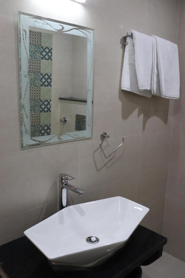 Hotel Jmb จ๊อดปูร์ ภายนอก รูปภาพ