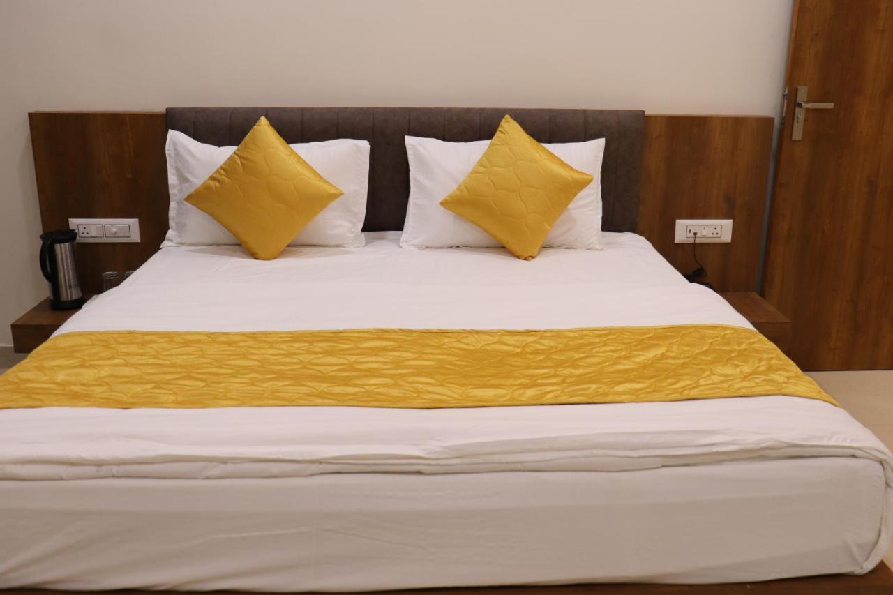 Hotel Jmb จ๊อดปูร์ ภายนอก รูปภาพ